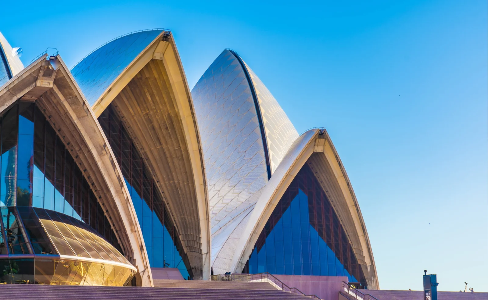 Sidney Opera Binası çatı kabuklarının ve betonarme detayların yakın görünümü